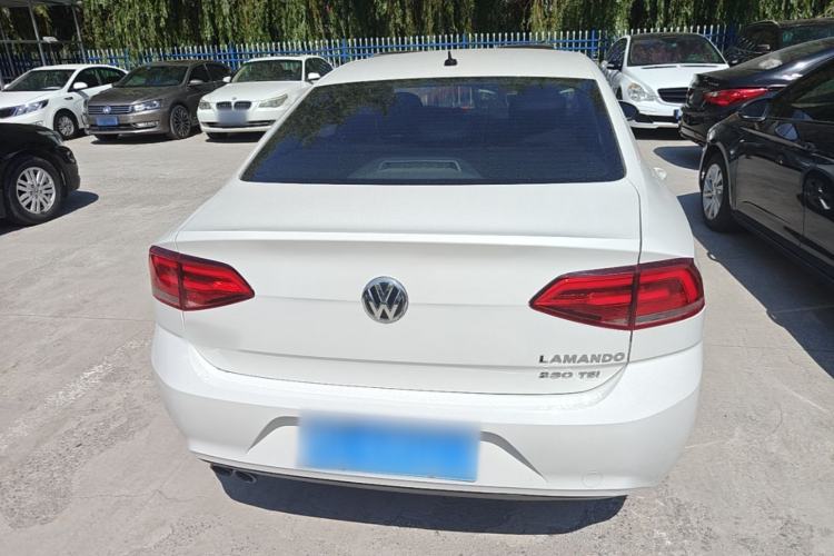 Used Volkswagen Lamando 2015 230TSI DSG Fashion Edition Rear