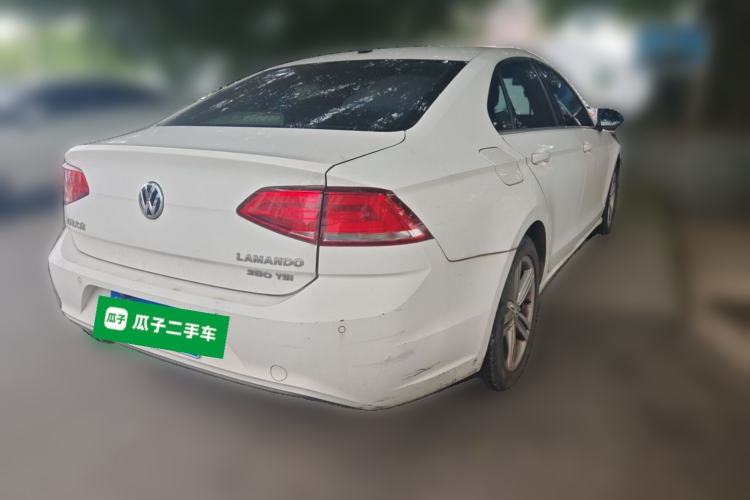 Used Volkswagen Lamando 2015 280TSI DSG Comfort Edition Rear Right 45 Deg
