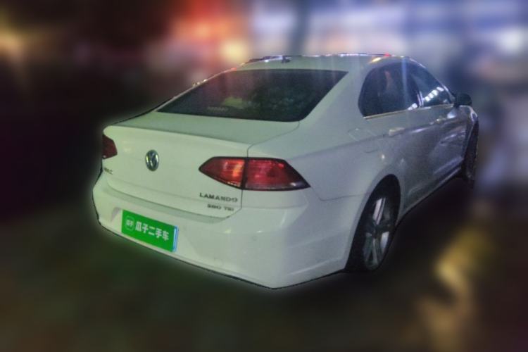 Used Volkswagen Lamando 2015 280TSI DSG Comfort Edition Rear Right 45 Deg