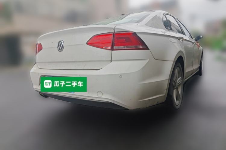 Used Volkswagen Lamando 2015 280TSI DSG Comfort Edition Rear Right 45 Deg