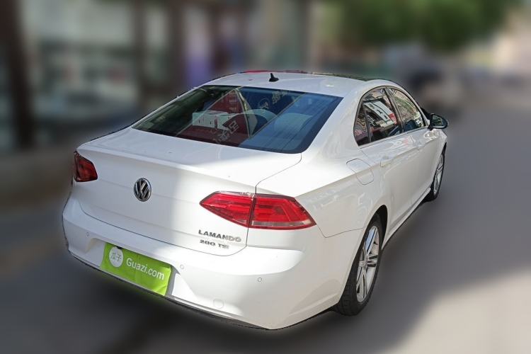Used Volkswagen Lamando 2015 280TSI DSG Comfort Edition Rear Right 45 Deg