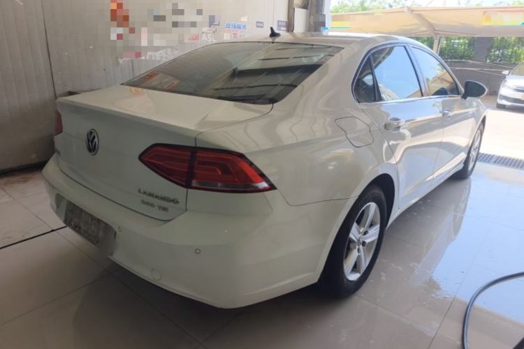 Used Volkswagen Lamando 2015 230TSI DSG Fashion Edition Rear Right 45 Deg