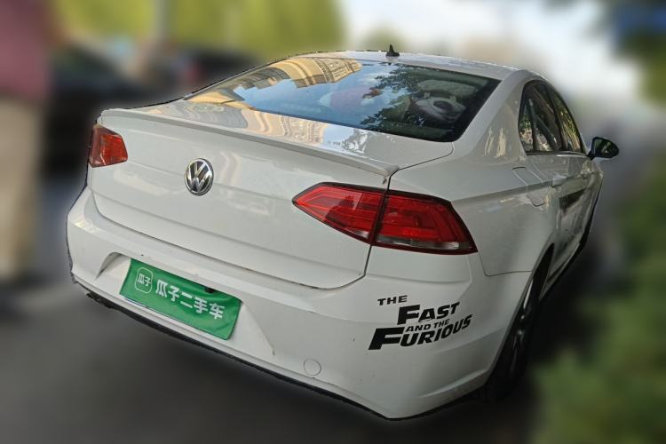 Used Volkswagen Lamando 2015 230TSI DSG Fashion Edition Rear Right 45 Deg
