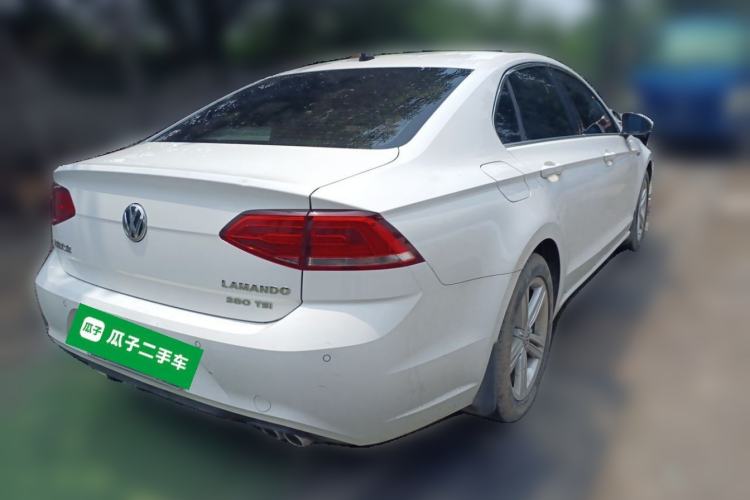 Used Volkswagen Lamando 2015 280TSI DSG Comfort Edition Rear Right 45 Deg
