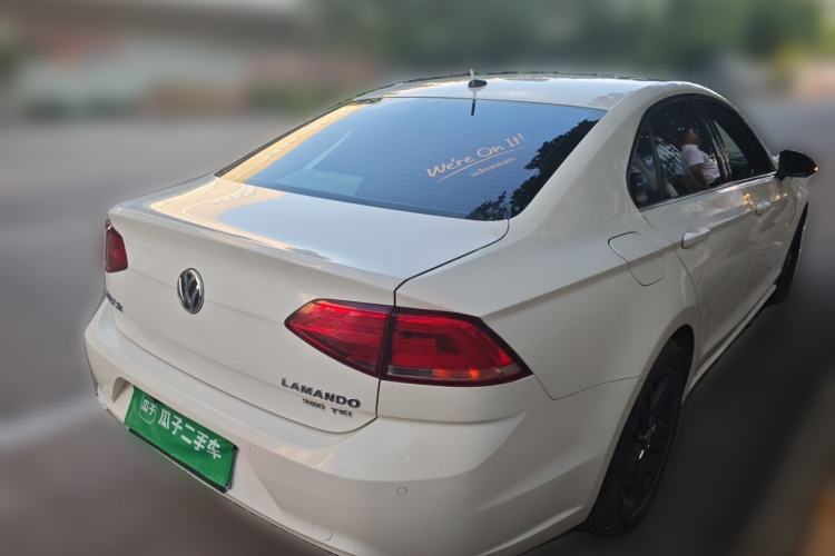 Used Volkswagen Lamando 2015 280TSI DSG Comfort Edition Rear Right 45 Deg