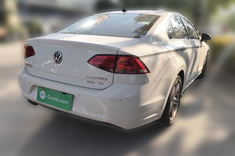 Used Volkswagen Lamando 2015 280TSI DSG Comfort Edition Rear Right 45 Deg