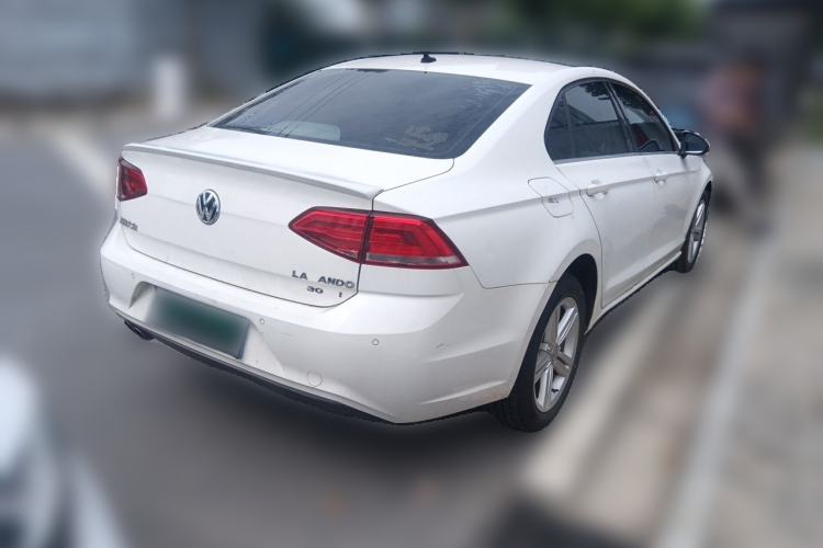 Used Volkswagen Lamando 2015 330TSI DSG Comfort Edition Rear Right 45 Deg