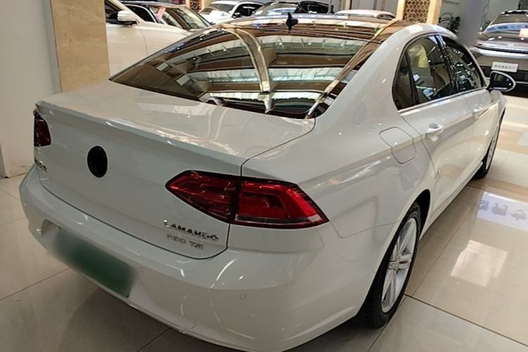 Used Volkswagen Lamando 2015 280TSI DSG Comfort Edition Rear Right 45 Deg