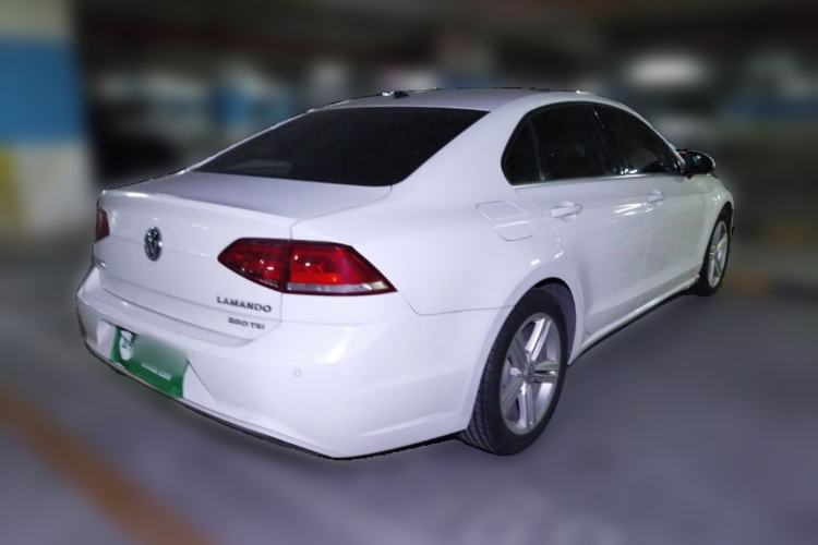 Used Volkswagen Lamando 2015 280TSI DSG Comfort Edition Rear Right 45 Deg