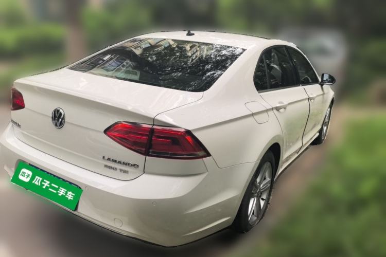 Used Volkswagen Lamando 2015 280TSI DSG Comfort Edition Rear Right 45 Deg