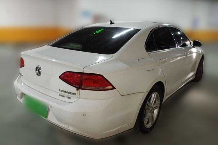 Used Volkswagen Lamando 2015 280TSI DSG Comfort Edition Rear Right 45 Deg