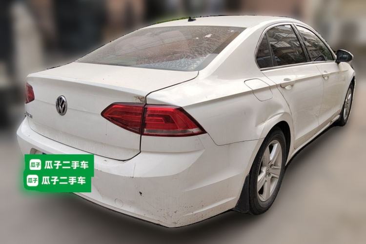 Used Volkswagen Lamando 2015 230TSI DSG Fashion Edition Rear Right 45 Deg