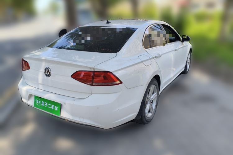 Used Volkswagen Lamando 2015 280TSI DSG Comfort Edition Rear Right 45 Deg