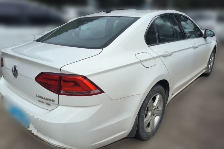 Used Volkswagen Lamando 2015 230TSI DSG Fashion Edition Rear Right 45 Deg