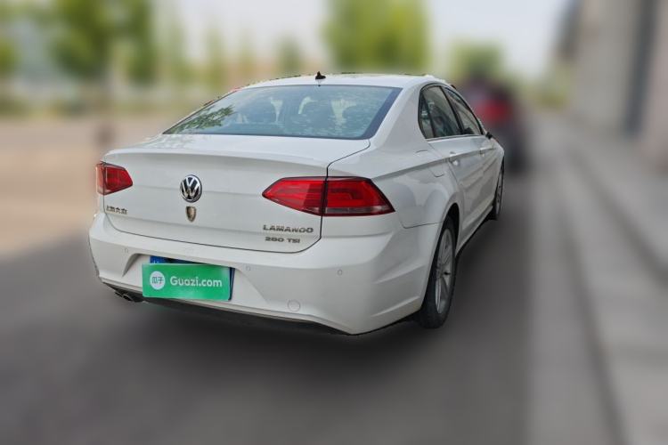 Used Volkswagen Lamando 2015 280TSI DSG Comfort Edition Rear Right 45 Deg