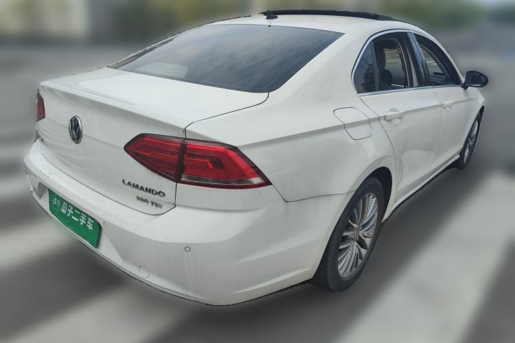 Used Volkswagen Lamando 2015 280TSI DSG Luxury Edition Rear Right 45 Deg