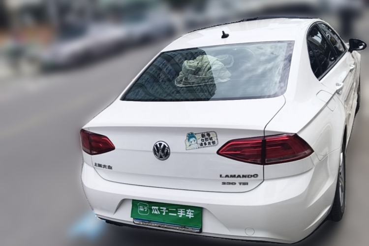 Used Volkswagen Lamando 2015 230TSI DSG Fashion Edition Rear