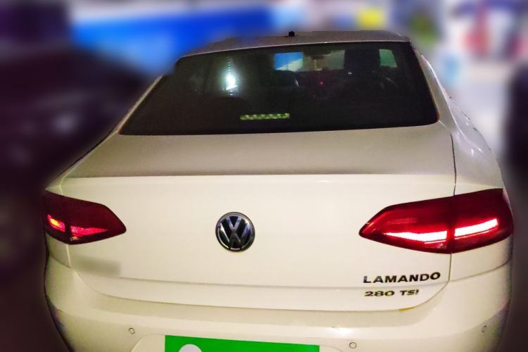 Used Volkswagen Lamando 2015 280TSI DSG Comfort Edition Rear