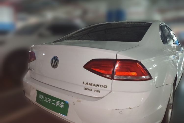 Used Volkswagen Lamando 2015 280TSI DSG Comfort Edition Rear