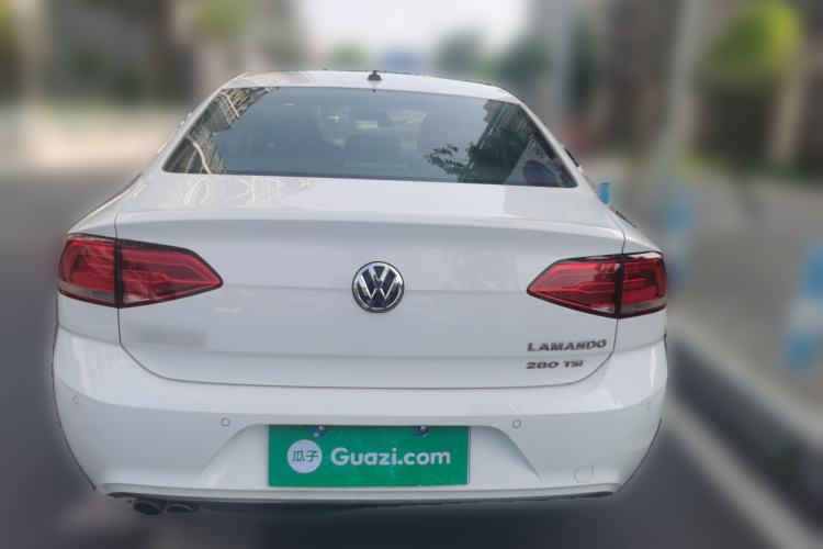 Used Volkswagen Lamando 2015 280TSI DSG Comfort Edition Rear