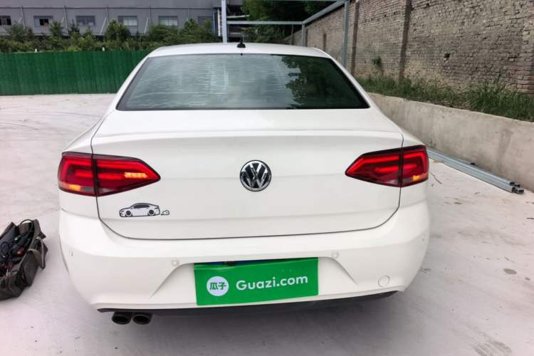 Used Volkswagen Lamando 2015 230TSI DSG Fashion Edition Rear
