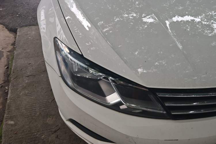 Used Volkswagen Lamando 2015 280TSI DSG Comfort Edition Right Front Headlight