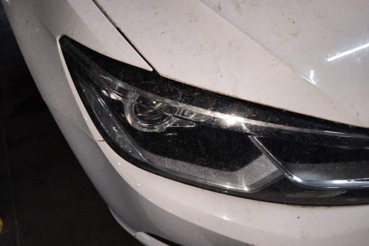 Used Volkswagen Lamando 2015 230TSI DSG Fashion Edition Right Front Headlight