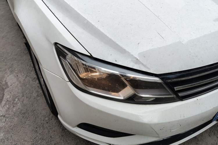 Used Volkswagen Lamando 2015 230TSI DSG Fashion Edition Right Front Headlight