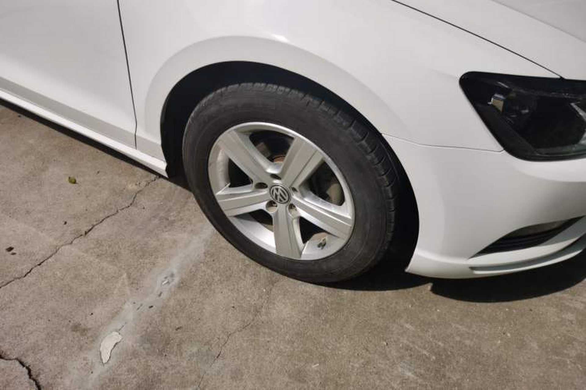 Used Volkswagen Lamando 2015 230TSI DSG Fashion Edition Right Front Wheel Hub