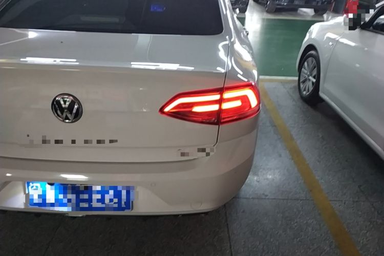 Used Volkswagen Lamando 2015 280TSI DSG Comfort Edition Right Rear Taillight