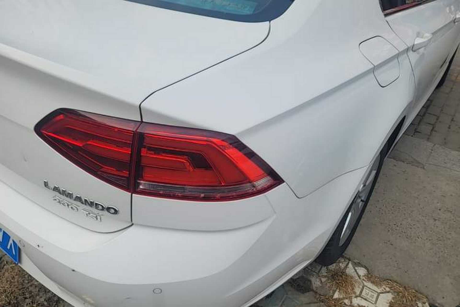Used Volkswagen Lamando 2015 230TSI Manual Trend Edition Right Rear Taillight