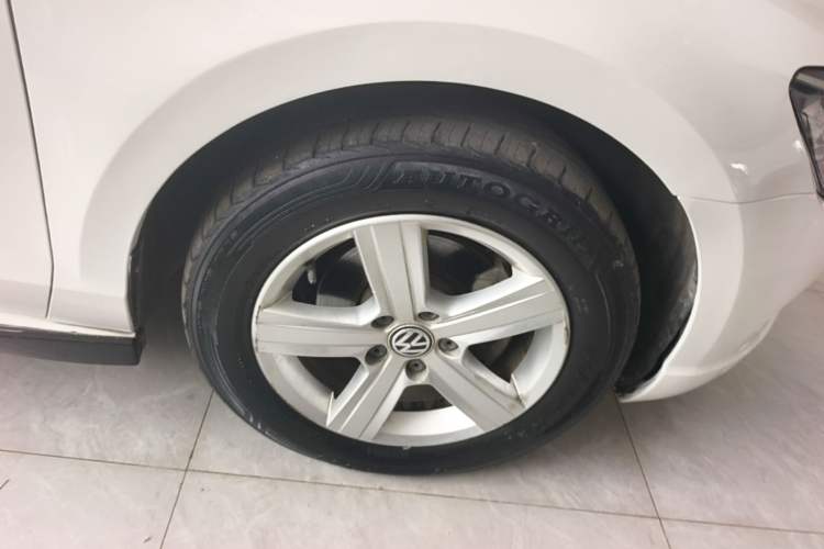 Used Volkswagen Lamando 2015 230TSI DSG Fashion Edition Right Rear Wheel Hub