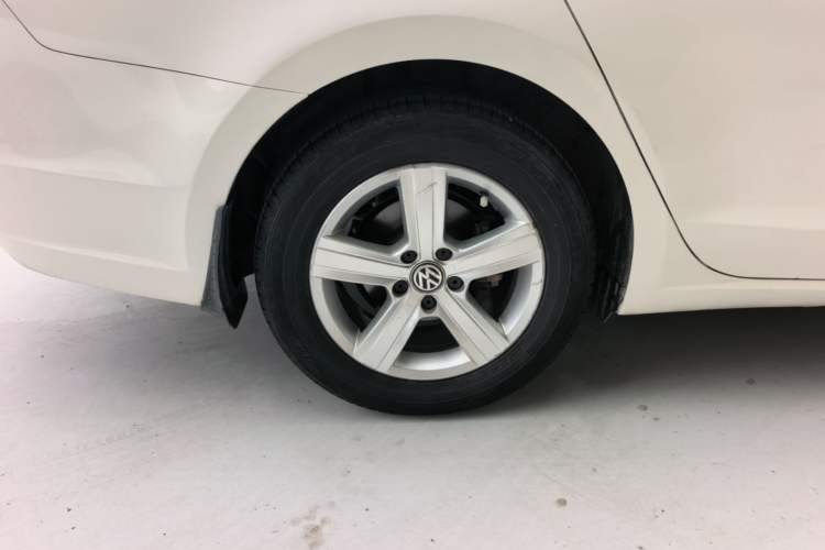 Used Volkswagen Lamando 2015 230TSI DSG Fashion Edition Right Rear Wheel Hub