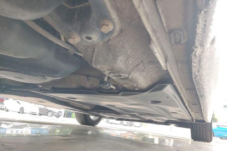 Used Volkswagen Lamando 2015 230TSI DSG Fashion Edition Right Side Sill