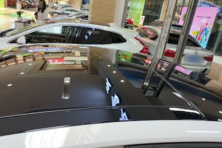 Used Volkswagen Lamando 2015 280TSI DSG Comfort Edition Roof
