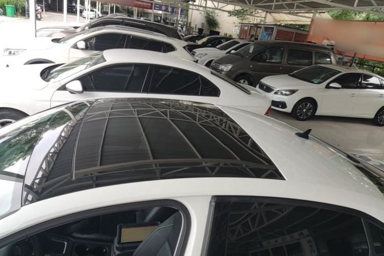 Used Volkswagen Lamando 2015 230TSI DSG Fashion Edition Roof