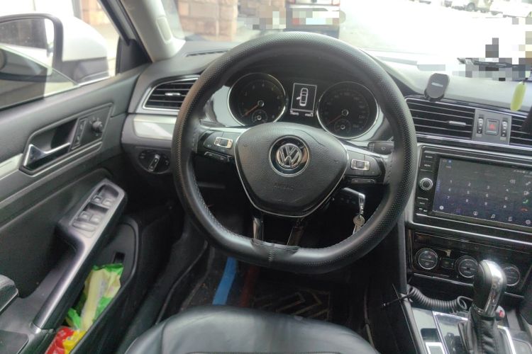 Used Volkswagen Lamando 2015 280TSI DSG Comfort Edition Steering Wheel