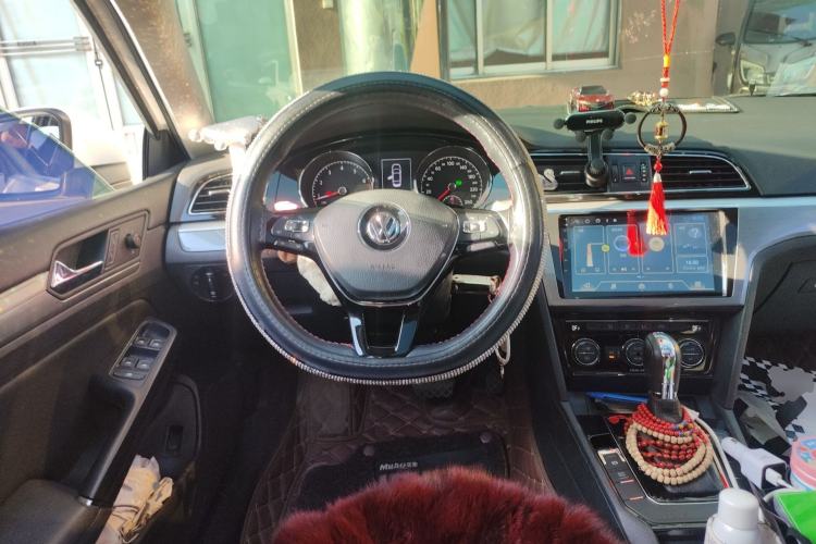 Used Volkswagen Lamando 2015 280TSI DSG Comfort Edition Steering Wheel