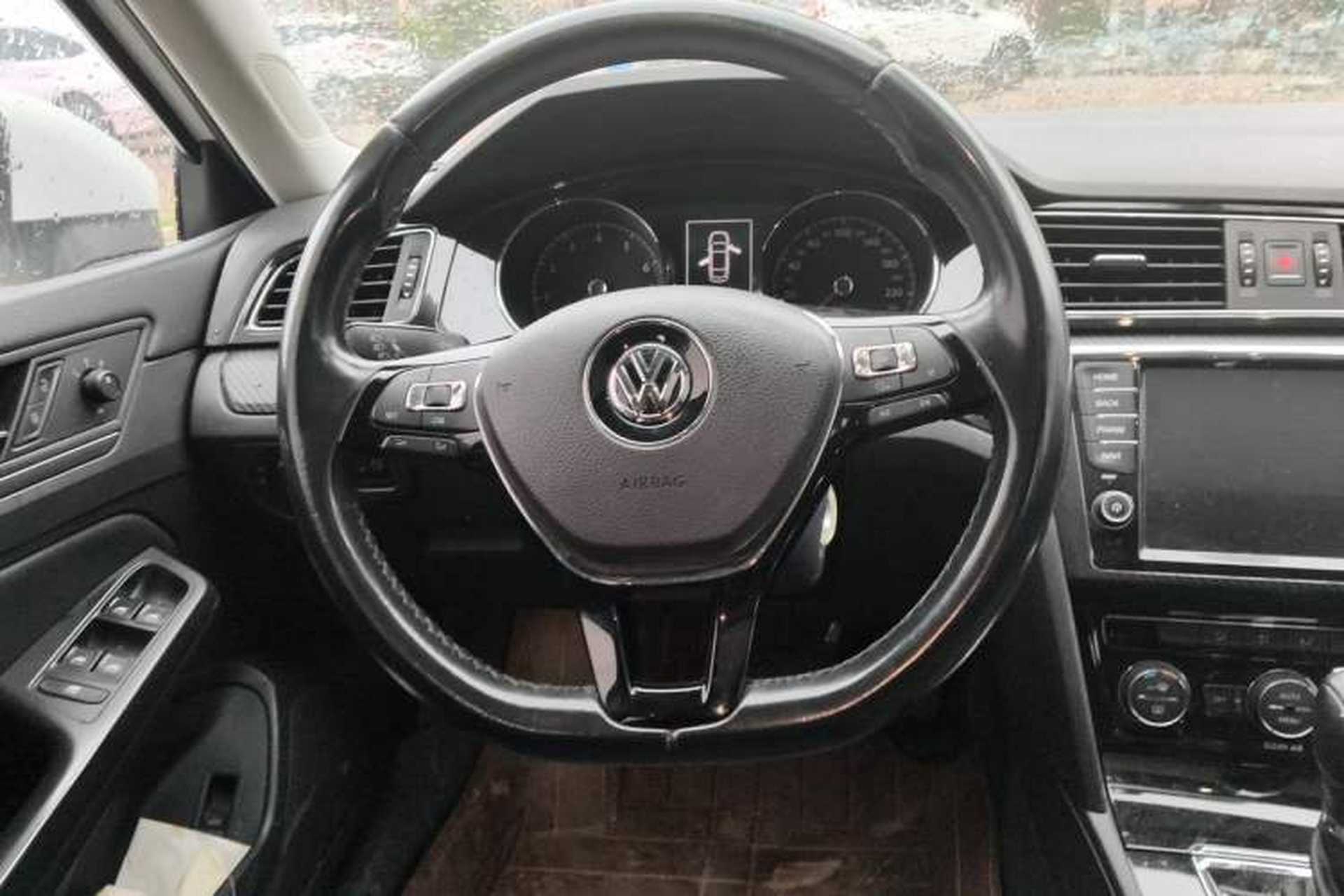 Used Volkswagen Lamando 2015 280TSI DSG Comfort Edition Steering Wheel