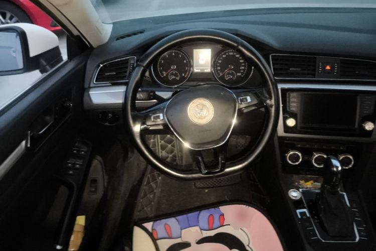 Used Volkswagen Lamando 2015 330TSI DSG Luxury Edition Steering Wheel