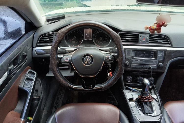 Used Volkswagen Lamando 2015 280TSI DSG Comfort Edition Steering Wheel