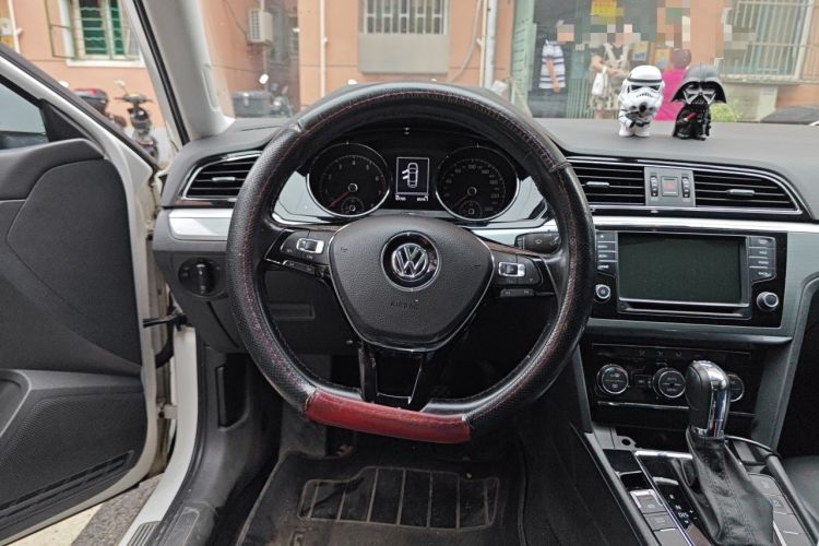 Used Volkswagen Lamando 2015 330TSI DSG Comfort Edition Steering Wheel