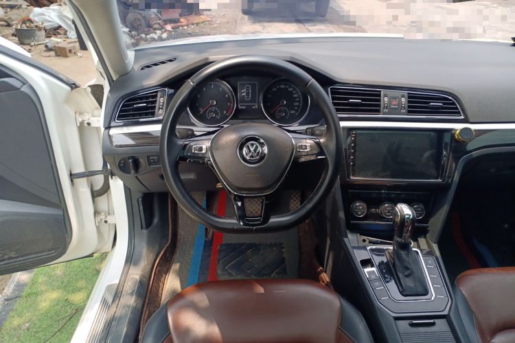 Used Volkswagen Lamando 2015 280TSI DSG Comfort Edition Steering Wheel