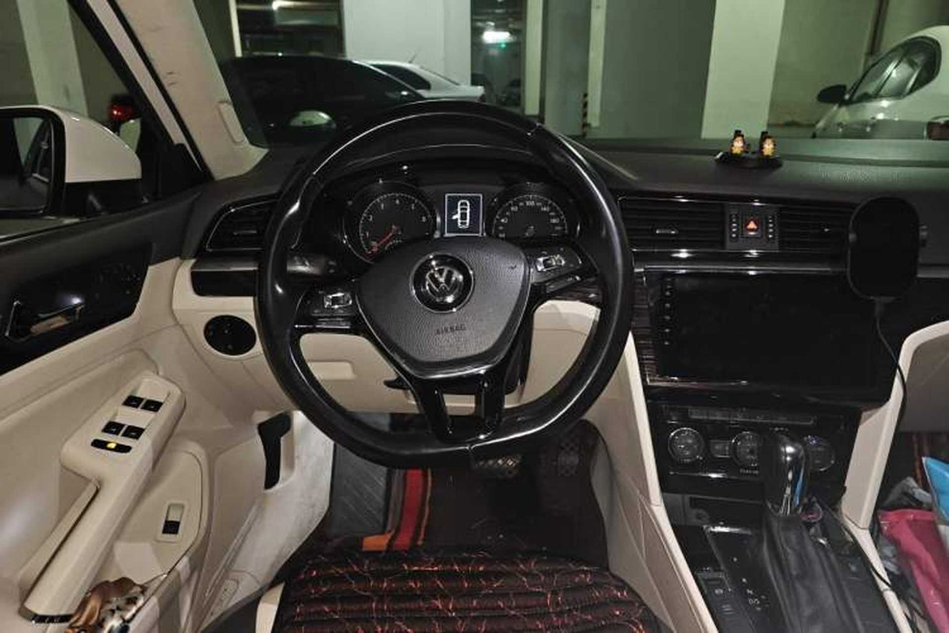 Used Volkswagen Lamando 2015 280TSI DSG Comfort Edition Steering Wheel