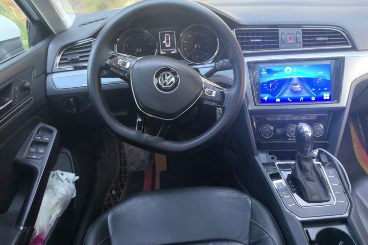 Used Volkswagen Lamando 2015 280TSI DSG Comfort Edition Steering Wheel