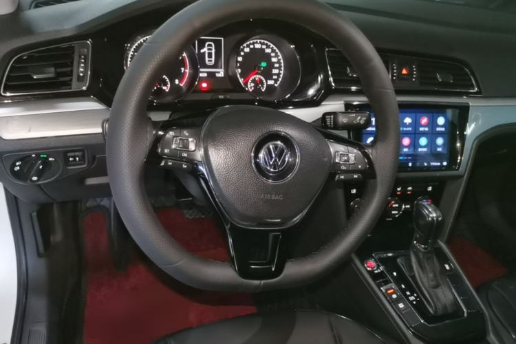 Used Volkswagen Lamando 2015 280TSI DSG Comfort Edition Steering Wheel