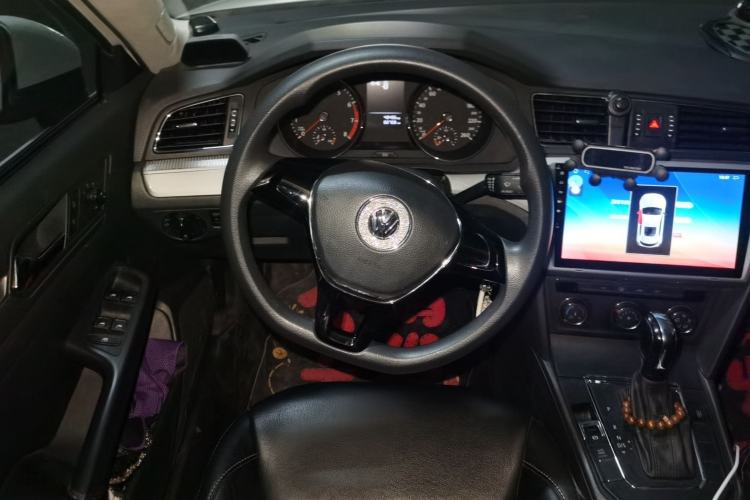Used Volkswagen Lamando 2015 230TSI DSG Fashion Edition Steering Wheel