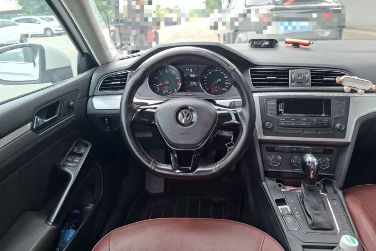 Used Volkswagen Lamando 2015 230TSI DSG Fashion Edition Steering Wheel