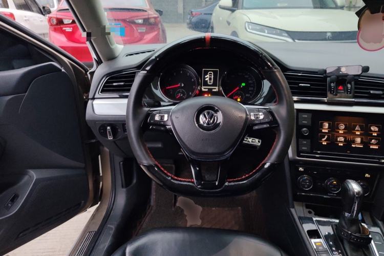 Used Volkswagen Lamando 2015 280TSI DSG Comfort Edition Steering Wheel