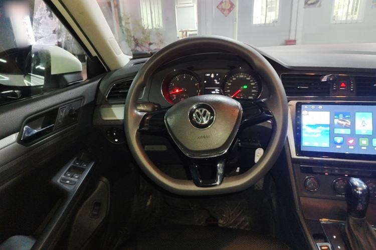 Used Volkswagen Lamando 2015 230TSI DSG Fashion Edition Steering Wheel